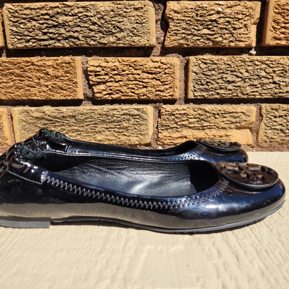 Tory Burch Reva Black Patent Leather Scrunch Back Ballet Flat Shoes Size 8M - Picture 4 of 10